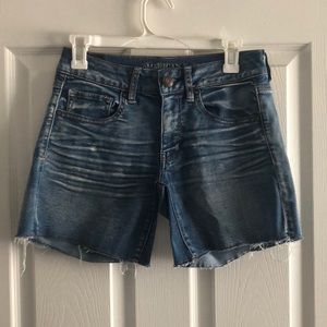 AE Midi Shorts